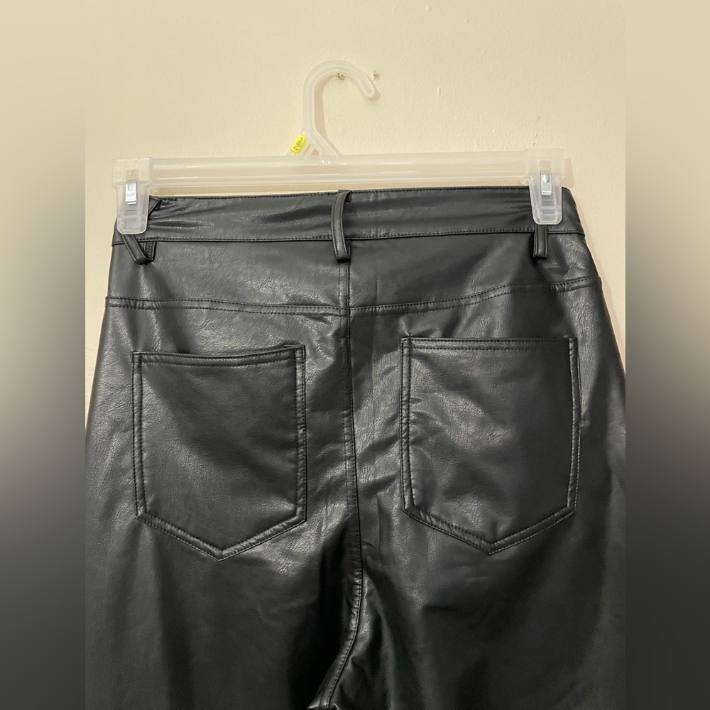 Sz M women Fashion Nova Truly chic faux leather pant black New - Picture 11 of 14